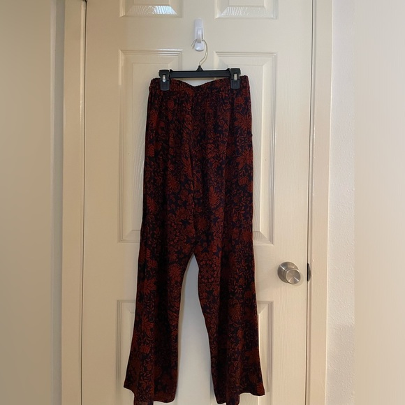 Pants - Picture 6 of 6
